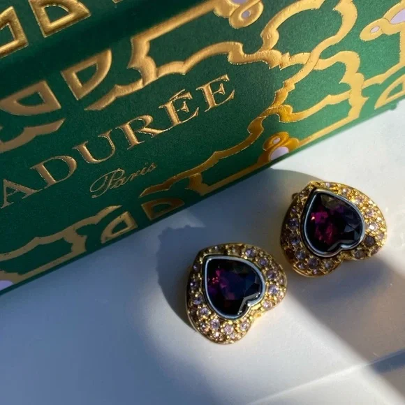 Swarovski tiny Purple Heart 💜 gold tone clip on earrings